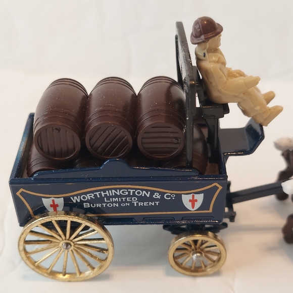 Lledo Days Gone Horse Drawn Brewers Dray Figurine - Picture 5 of 7